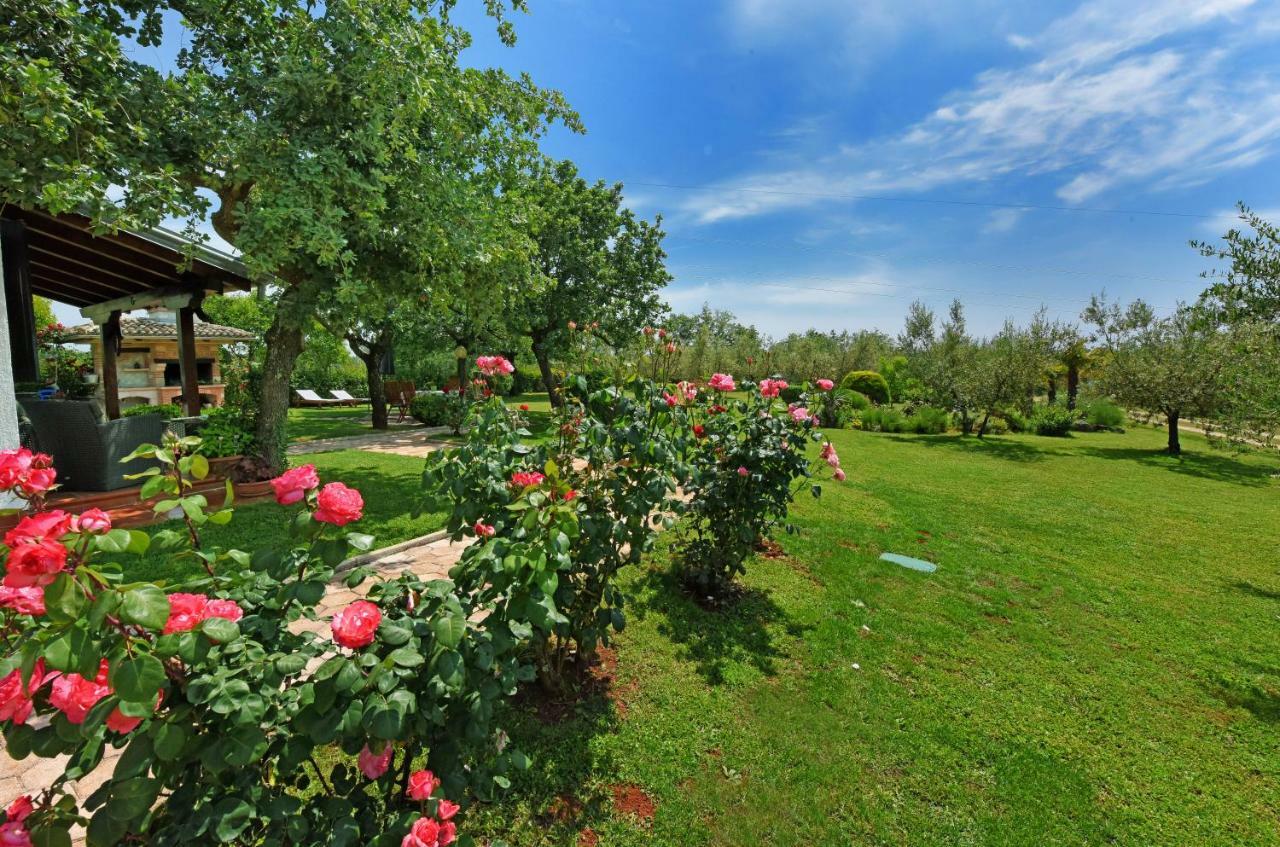 Holiday Home Sergo Poreč Exterior foto
